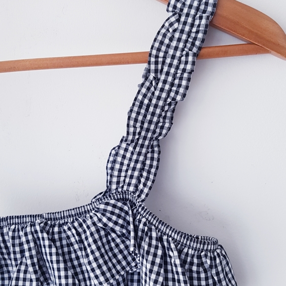 AMERICAN EAGLE Black & White Gingham Ruffle Shoulder Top - Picture 4 of 9